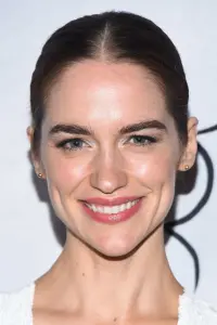 Фото Мелані Скрофано (Melanie Scrofano)