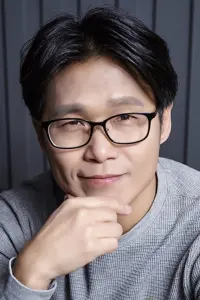 Фото  (Yi Seung-jun)