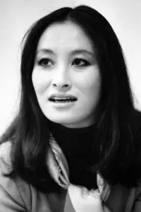 Фото Кьоко Енамі (Kyōko Enami)