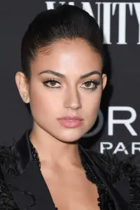 Фото Інанна Саркіс (Inanna Sarkis)