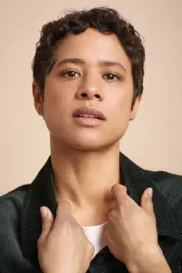 Фото  (Olivia Joof Lewerissa) #512559