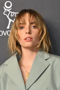 Фото Майя Хоук (Maya Hawke)