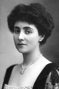 Фото  (Margaret Dale)