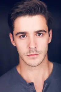 Фото  (Daniel Reece)