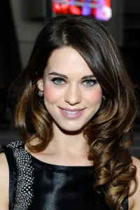 Фото Ліндсі Фонсека (Lyndsy Fonseca)