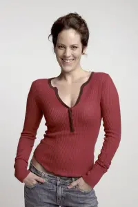 Фото Аннабет Гіш (Annabeth Gish)