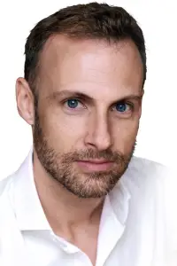 Фото  (Flannan Obé)