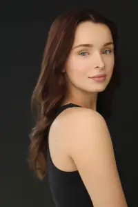 Фото  (Taylor Hatala) #329528