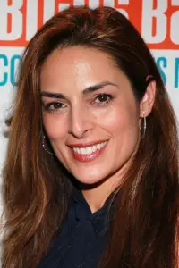 Фото  (Lisa Ann Russell)