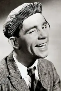 Фото  (Norman Wisdom)