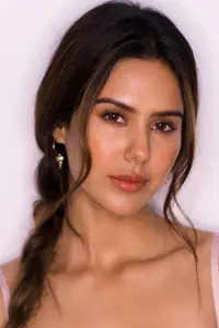 Фото Сонам Баджва (Sonam Bajwa)