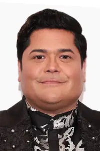 Фото Харві Гільєн (Harvey Guillén) #519026