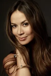 Фото Мун Бладгуд (Moon Bloodgood)