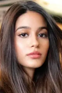 Фото  (Aryaana Gandhi)