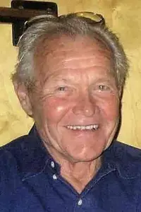 Фото Едвард Юм (Edward Hume) #499732