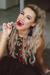 Фото  (Reandi Grey)