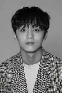 Фото  (Yoon Kyung-ho)