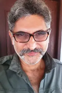 Фото Суреш Чандра Менон (Suresh Chandra Menon)