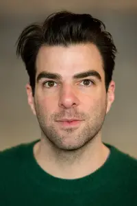 Фото Захарі Квінто (Zachary Quinto)