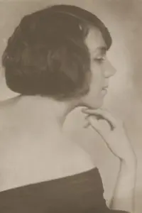 Фото Ліда Сальмонова (Lyda Salmonova)