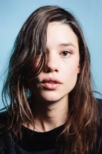Фото Астрід Бержес-Фрісбі (Astrid Bergès-Frisbey)