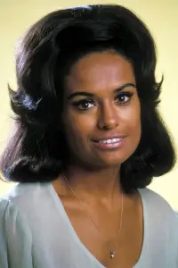 Фото Барбара Макнейр (Barbara McNair)