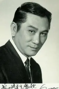 Фото  (Yiu Ping)