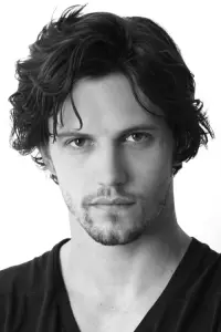 Фото Натан Парсонс (Nathan Parsons)