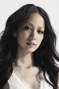 Фото Міка Накасіма (Mika Nakashima)