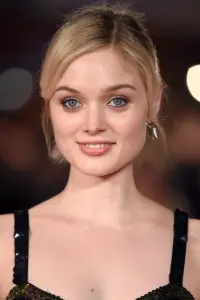 Фото Белла Хіткот (Bella Heathcote)