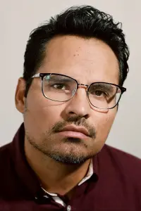 Фото Майкл Пенья (Michael Peña)
