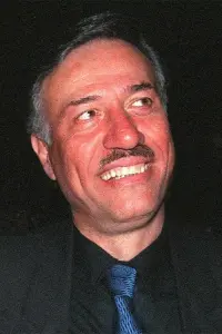 Фото  (Kemal Sunal)