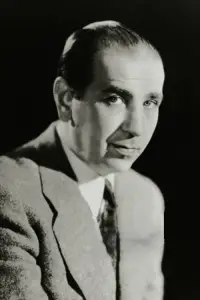 Фото  (Paul L. Stein)