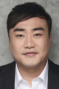 Фото  (Kim Sung-kang)
