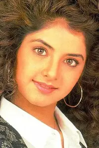 Фото  (Divya Bharti)