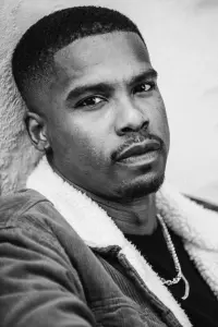 Фото  (Cameron Fuller)