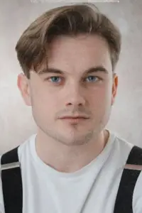 Фото  (Callum Parker) #501916