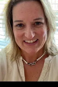 Фото  (Kimberly Ann Hall)