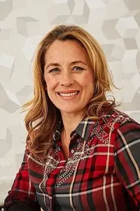 Фото  (Sarah Beeny)