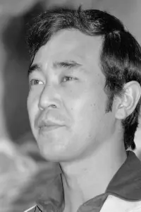 Фото Цунехіко Ватасе (Tsunehiko Watase)