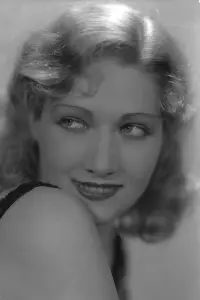 Фото  (Edwina Booth)