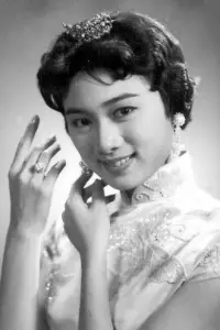 Фото  (Ding Ling)