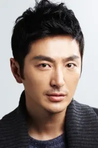 Фото  (Ryu Tae-joon)
