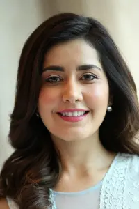Фото Раашіі Ханна (Raashii Khanna)