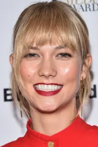 Фото  (Karlie Kloss)