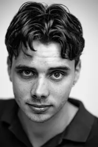 Фото  (Billy Brown)