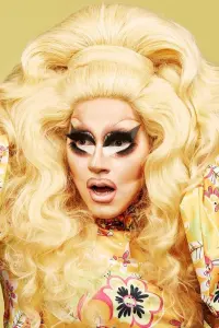 Фото Тріксі Маттел (Trixie Mattel)