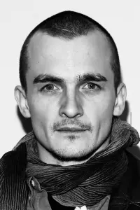 Фото Руперт Френд (Rupert Friend)