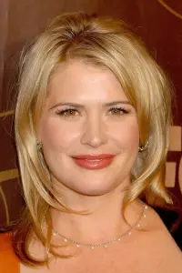 Фото Крісті Свонсон (Kristy Swanson)