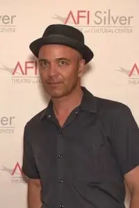 Фото  (James June Schneider)